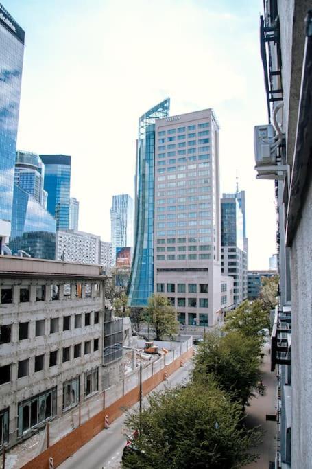 Przytulne Mieszkanie W Centrum Warszawa Exteriör bild